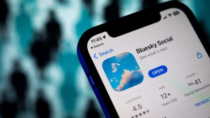 2PNYT3G Warsaw, Poland. 21st Apr, 2023. The Bluesky social media app logo is seen on a mobile device in this photo illustration in Warsaw, Poland on 21 April, 2023. Founder Jack Dorsey of twitter has released the Bluesky application on Android. (Photo by Jaap Arriens/Sipa USA) Credit: Sipa US/Alamy Live News